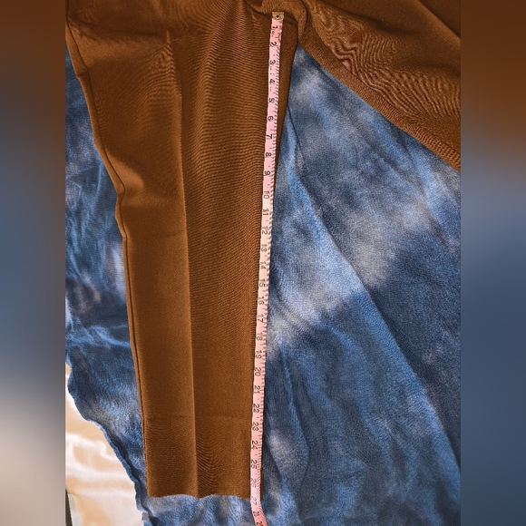 NWT Nine West, Brown, High Rise Tapered Crop, Size 12 - Picture 3 of 7